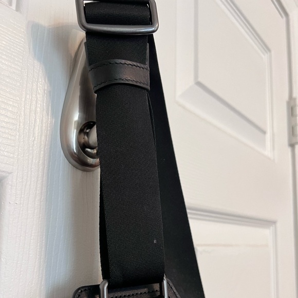 COACH Graham Pack crossbody bag. Brown and Black Leather. EUC. - Picture 8 of 11